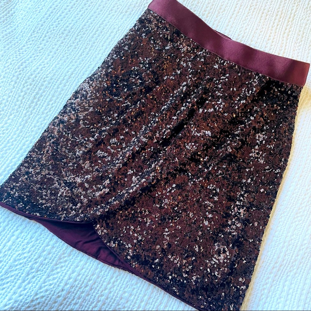 NWT Bailey 44 Burgundy Sequence Skirt